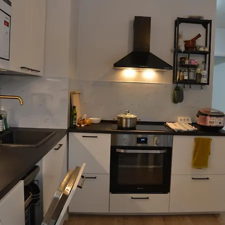 Peaceful And Furnished 80m2 3-room With Free Parking *