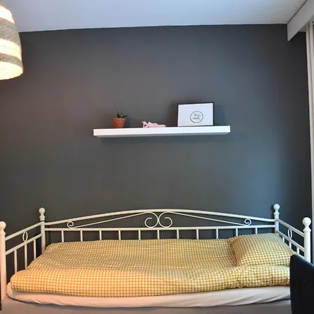Peaceful And Furnished 80m2 3-room With Free Parking * Turku