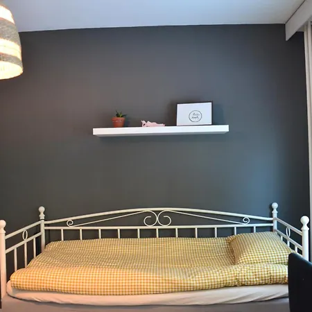 Peaceful And Furnished 80m2 3-room With Free Parking * Turku