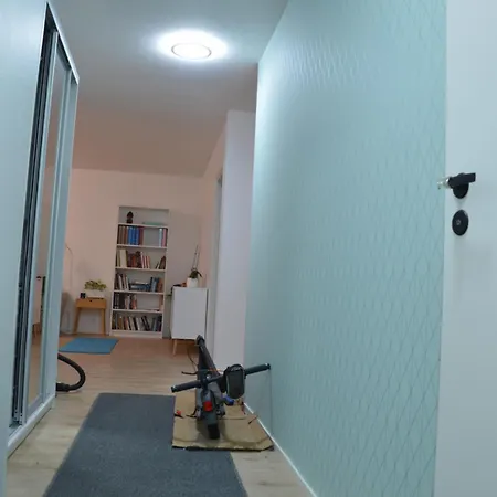 Peaceful And Furnished 80m2 3-room With Free Parking