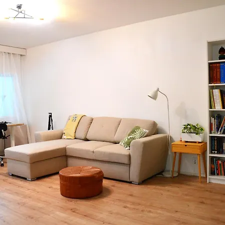 Peaceful And Furnished 80m2 3-room With Free Parking 图尔库