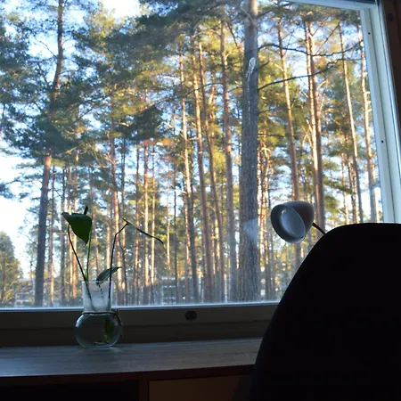 Peaceful And Furnished 80m2 3-room With Free Parking 아파트